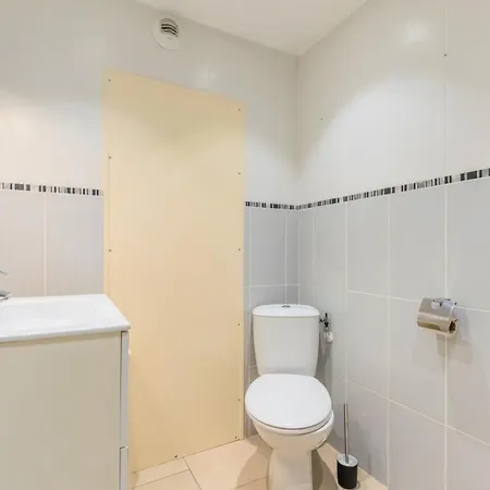 Apartmán Renovated In Semi-basement & Hypercentre Lille